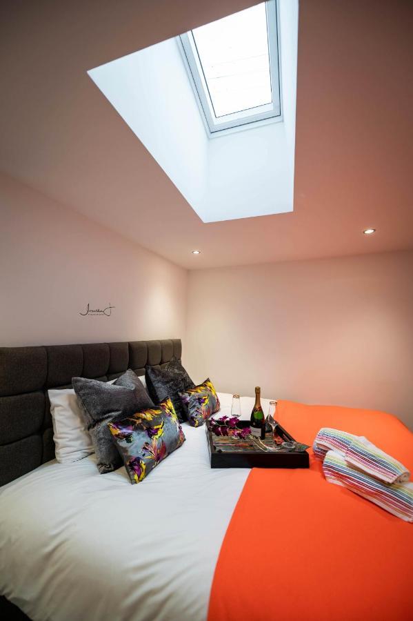 Charles Alexander Short Stay - Windmill House Apartments Lytham St Annes Exterior foto